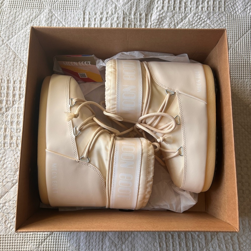 Women’s Moon Boot Icon Low Nylon Boots